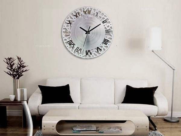 家居家庭风水钟表摆放位置