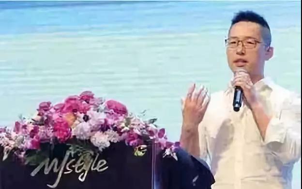 风水大师八字解析袁巴元