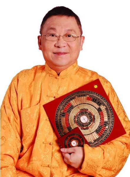 中国风水大师李居明