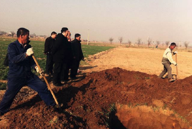 北京风水大师秦阳明老师挑选好的坟地风水