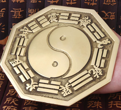 铜八卦镜可以镇宅化煞