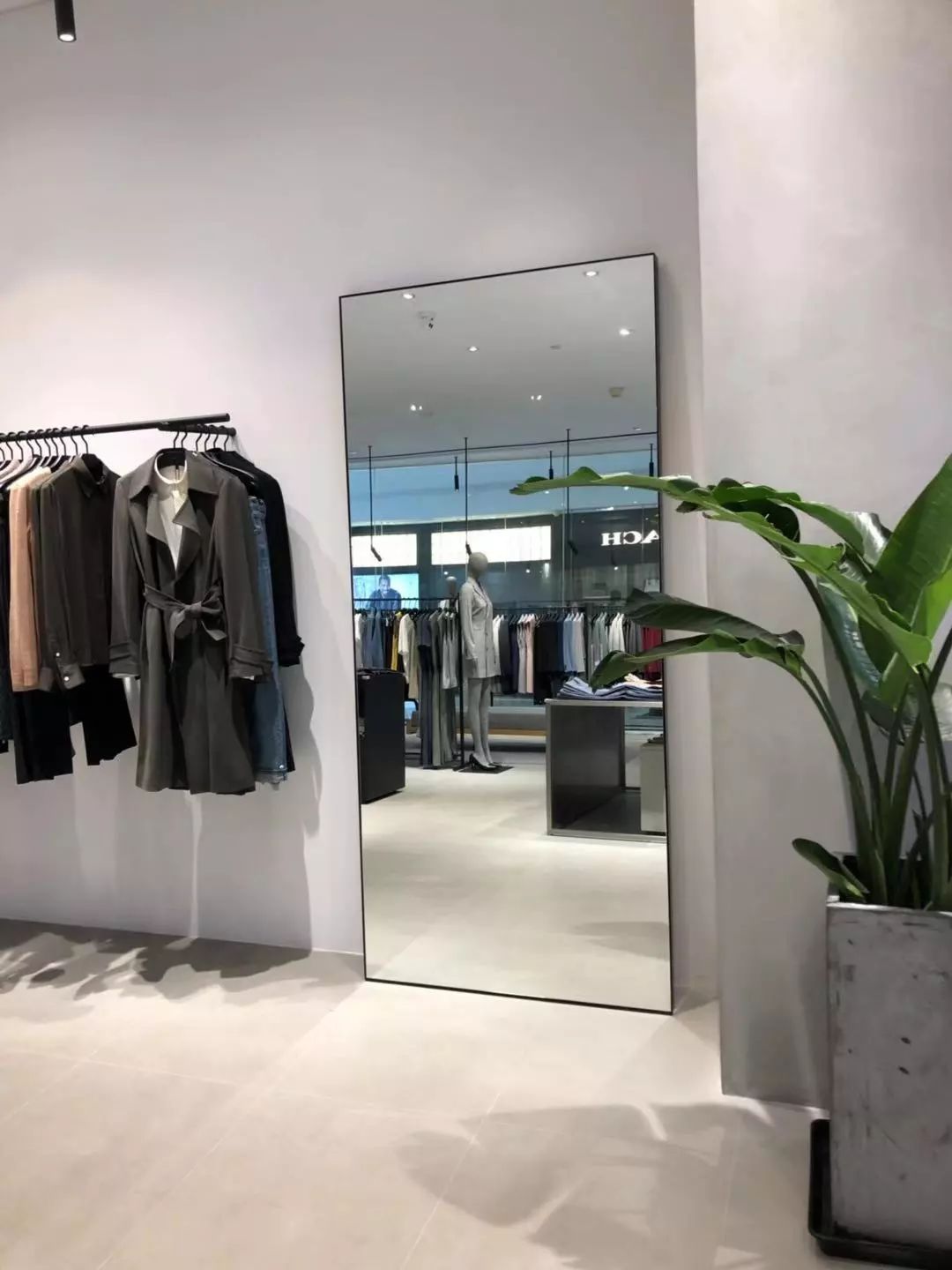 店面内镜子的风水摆放